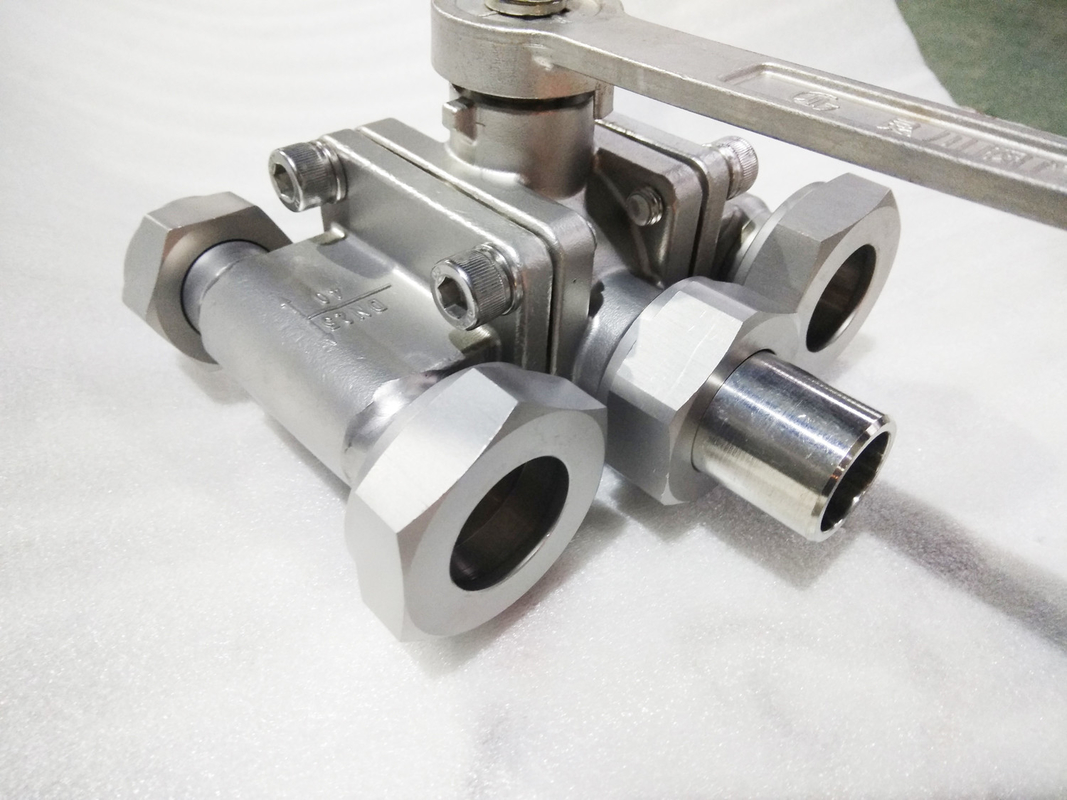 Valvola a sfera criogenica a tre vie in acciaio inossidabile DN25 per GNL / LOX / gas liquido